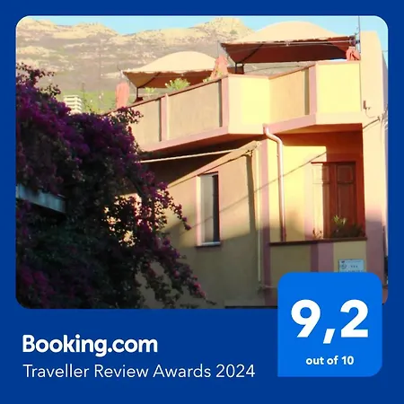 La Casa Rosada Feriehus